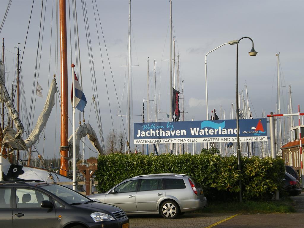 Slapen Op De Haven Apartamento Monnickendam Exterior foto